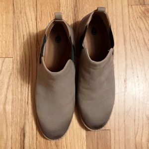 Caslon water resistant suede boots 🆕size 8M.